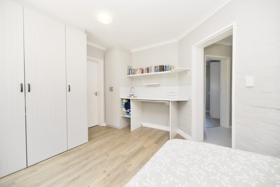 5 Bedroom Property for Sale in Vermont Western Cape